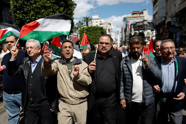 Palestinian crowds protesting Israeli invasion of Gaza on the West Bank