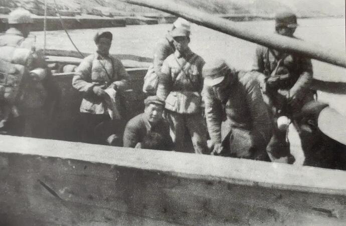 Chairman Mao crossing the Yellow River
