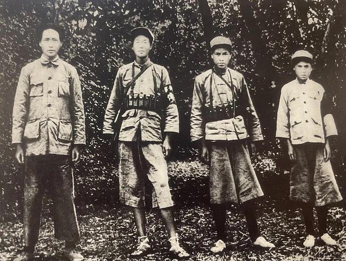 Chairman Mao and guards in Ruijin