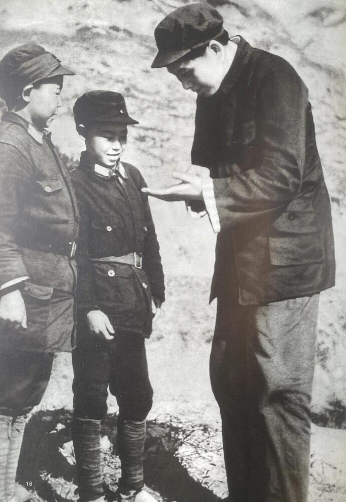 Chairman Mao and Red Guards