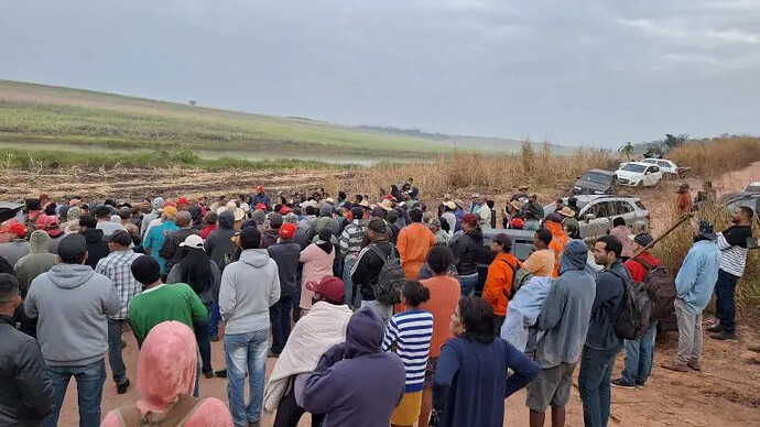 Farmer land occupation event in Rio de Janeiro state on July 24. Source: "New Democracy" | 690x388