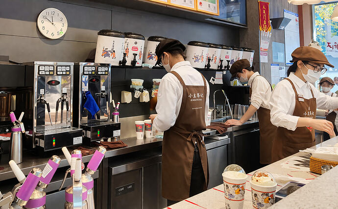 Milk tea shop at work